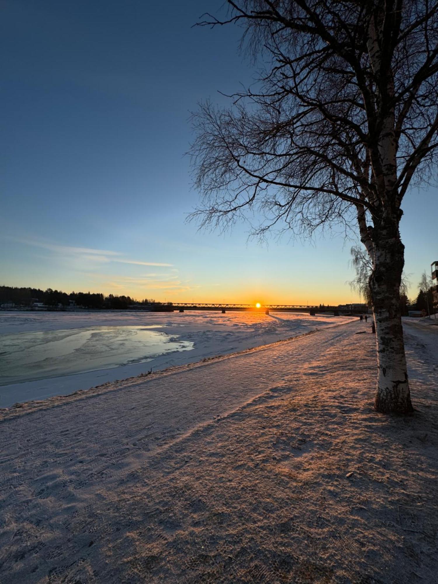 Northern Lights River Рованіемі Екстер'єр фото